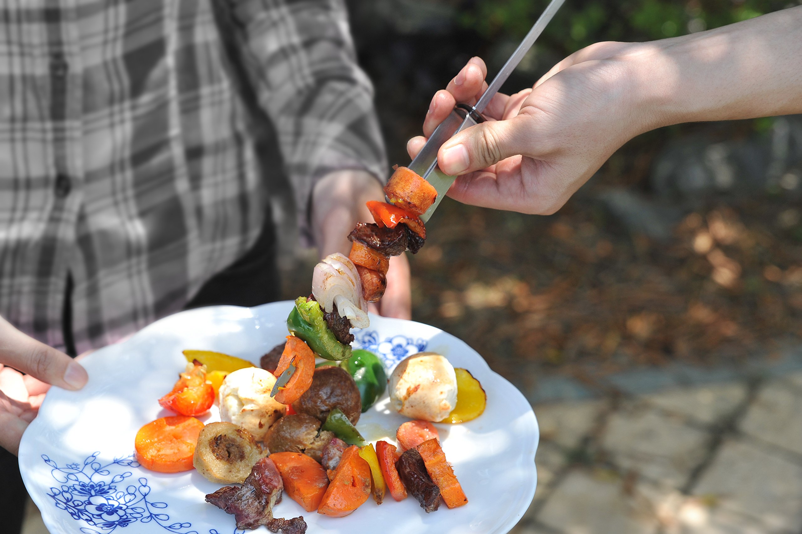 Jokari Pro Grade 6 in 1 Lighted Grill Set. All In One Industrial Strength Tool Includes Easy Grip Handle, Spatula, Adjustable Tongs, Knife Blade, Scraper, LED Flashlight, BBQ Skewers and Bottle Opener - Image 8